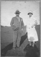 1924 _ Edouard et Valentine  LOUBIÈRE _ ALBUM LOUBIERE 3  -04-003