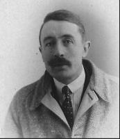 Pierre MOULONGUET1