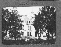 026-CINTO_ Chateau Pape Clement-001