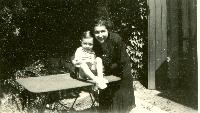 1936 07 Juil _ Cadeac _ François ANCELY et sa grand mere Mita FOUGA