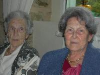 Jeannette à gauche avec Lucienne